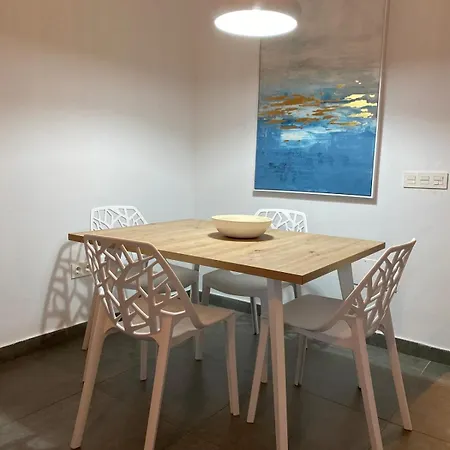 Suite4you 50 Meters From The And Main Avenue Ac Wifi Int Tv Channels *