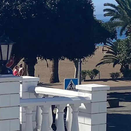 Suite4you 50 Meters From The And Main Avenue Ac Wifi Int Tv Channels Apartamento Puerto del Carmen (Lanzarote)