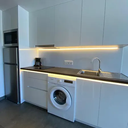 公寓 Suite4you 50 Meters From The And Main Avenue Ac Wifi Int Tv Channels 卡门港