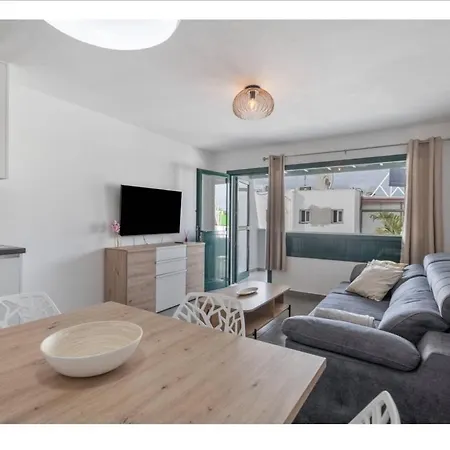 Suite4you 50 Meters From The And Main Avenue Ac Wifi Int Tv Channels * Puerto del Carmen (Lanzarote)