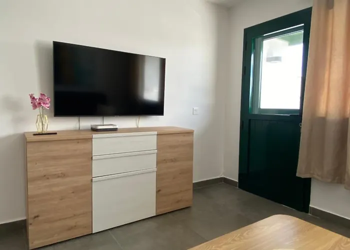 公寓 Suite4you 50 Meters From The And Main Avenue Ac Wifi Int Tv Channels 卡门港